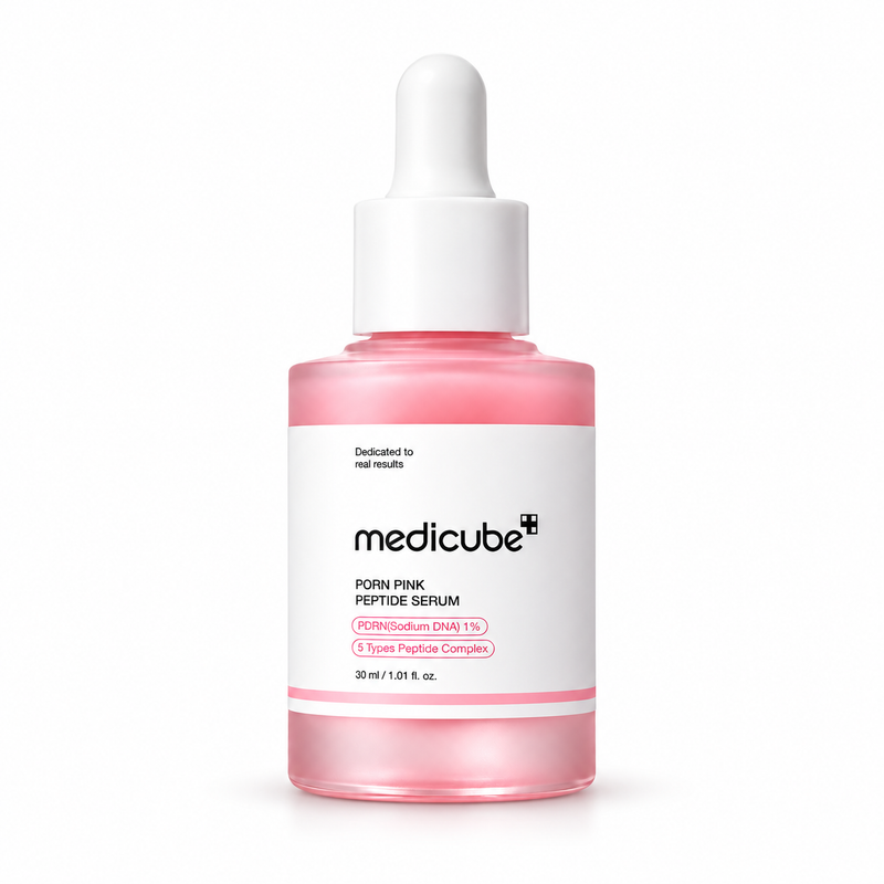 Medicube PDRN Pink Peptide Serum 30ml - serum facial con PDRN, peptidos y niacinamida, producto solo fondo blanco, Gotitas de Miel Panama