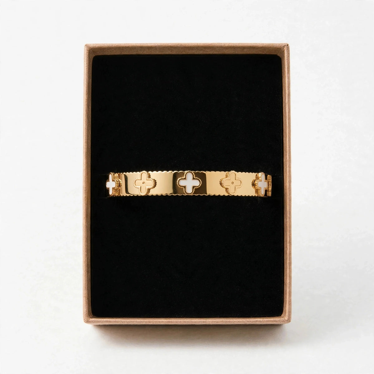 Brazalete Trébol Dorado de Gotitas de Miel en acero inoxidable. Envío en Panamá.