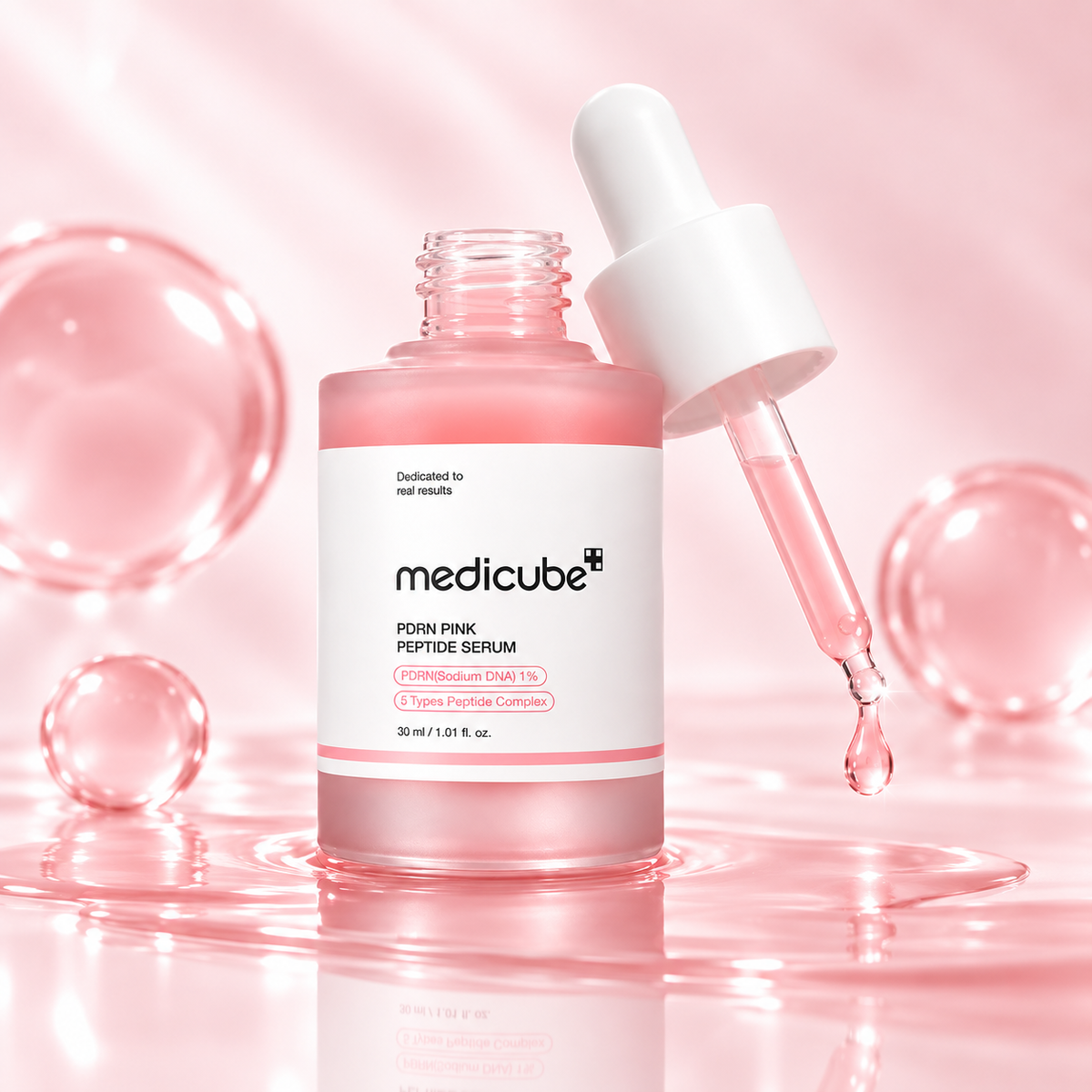 Medicube PDRN Pink Peptide Serum con gotero